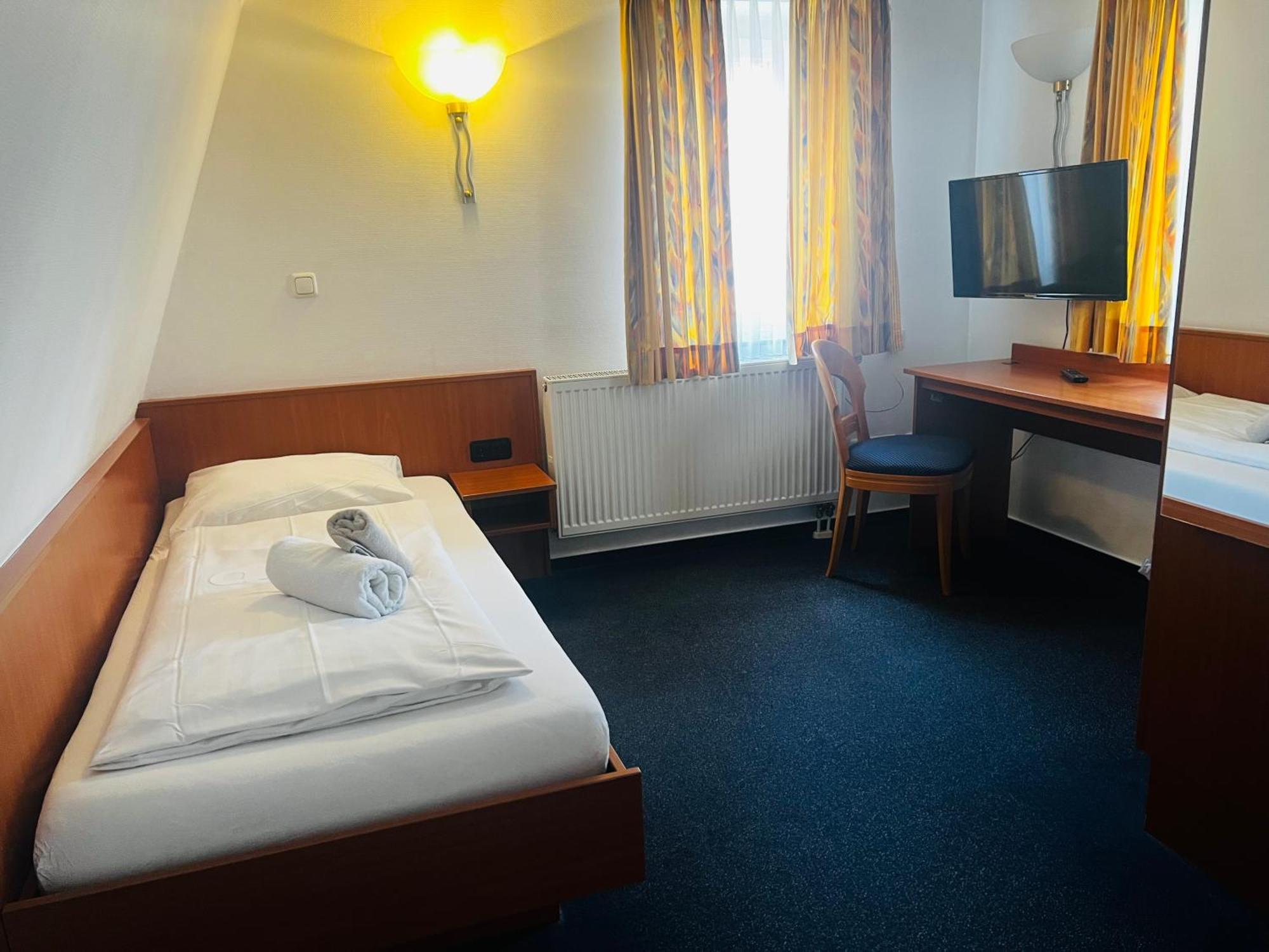 Hotel Am Malerwinkel Wertheim Exterior foto